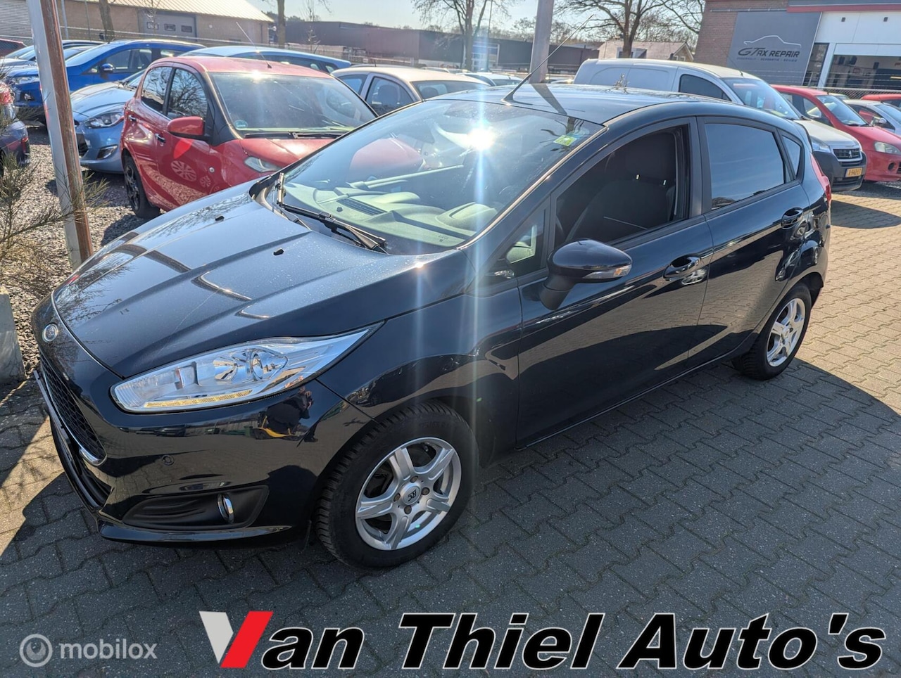 Ford Fiesta - 1.0 EcoBoost Candy Blue Edition 1.0 EcoBoost Candy Blue Edition - AutoWereld.nl