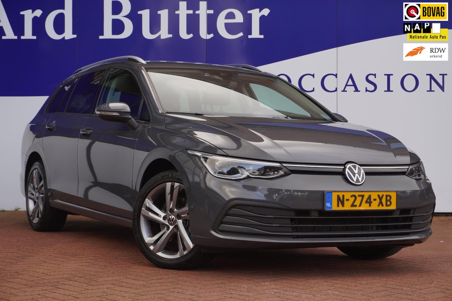 Volkswagen Golf Variant - 1.0 eTSI L Business Vitrual/stuur&stoel-verw / Camera / Navi / 17"LMV / ACC = SUPER PRIJS - AutoWereld.nl