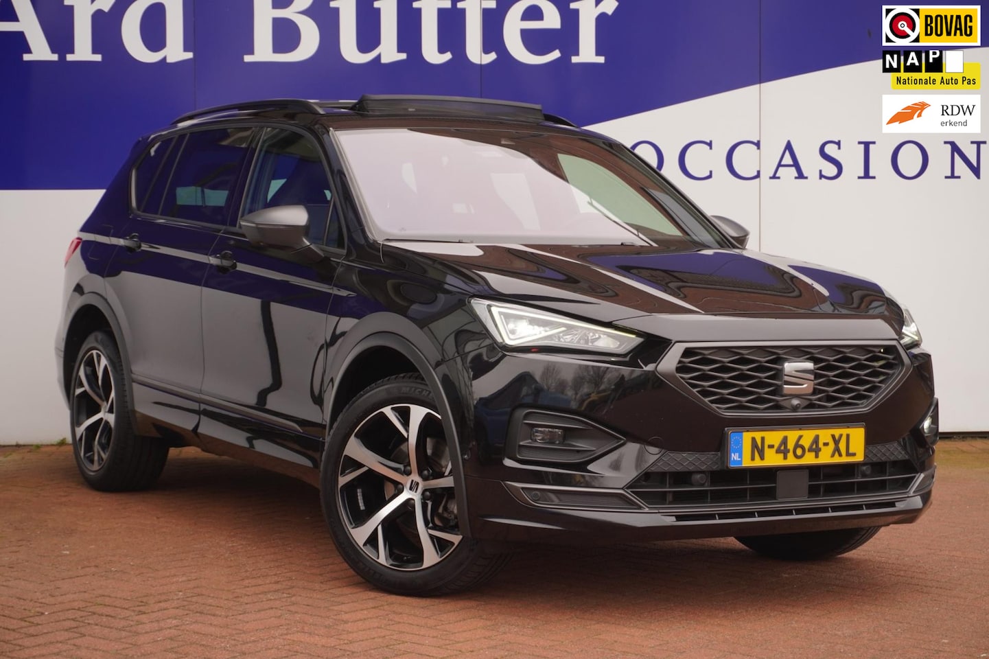 SEAT Tarraco - 1.5 TSI FR Business Intense+Pano-dak+Led+Elek-Klep+Beats+stoel&achtebank-verw+360 Camera= - AutoWereld.nl