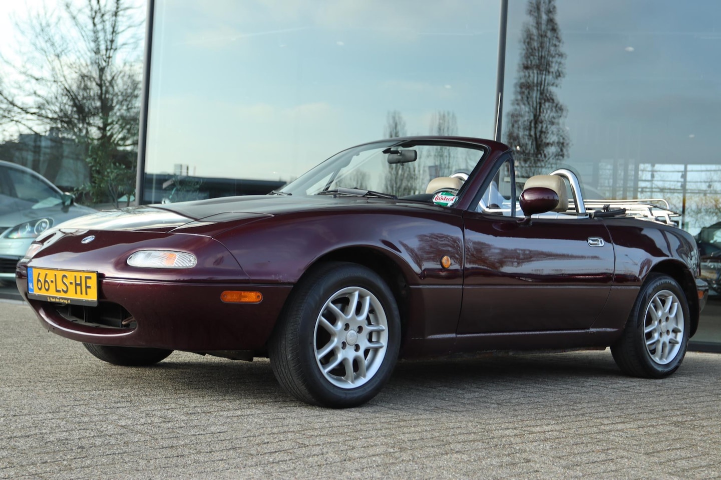 Mazda MX-5 - 1.6I NA LIMITED EDITION | LEDER | ELEK. RAMEN | SOFT TOP | LMV - AutoWereld.nl