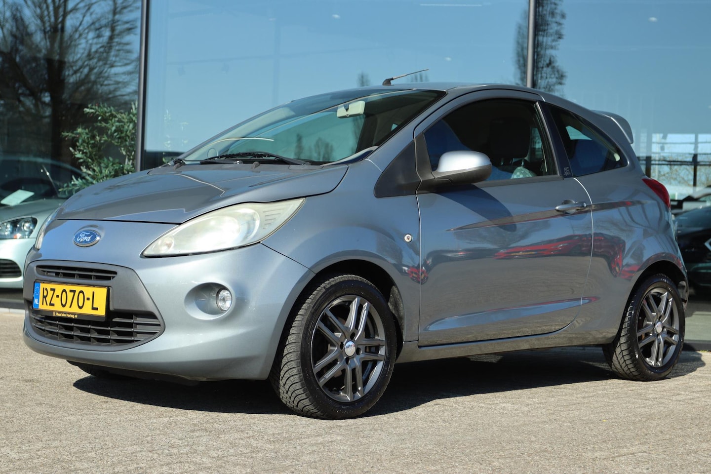 Ford Ka - 1.2 TREND | NIEUWE APK | LMV | SPOILER | CENTR. DEURVERGRENDELING - AutoWereld.nl