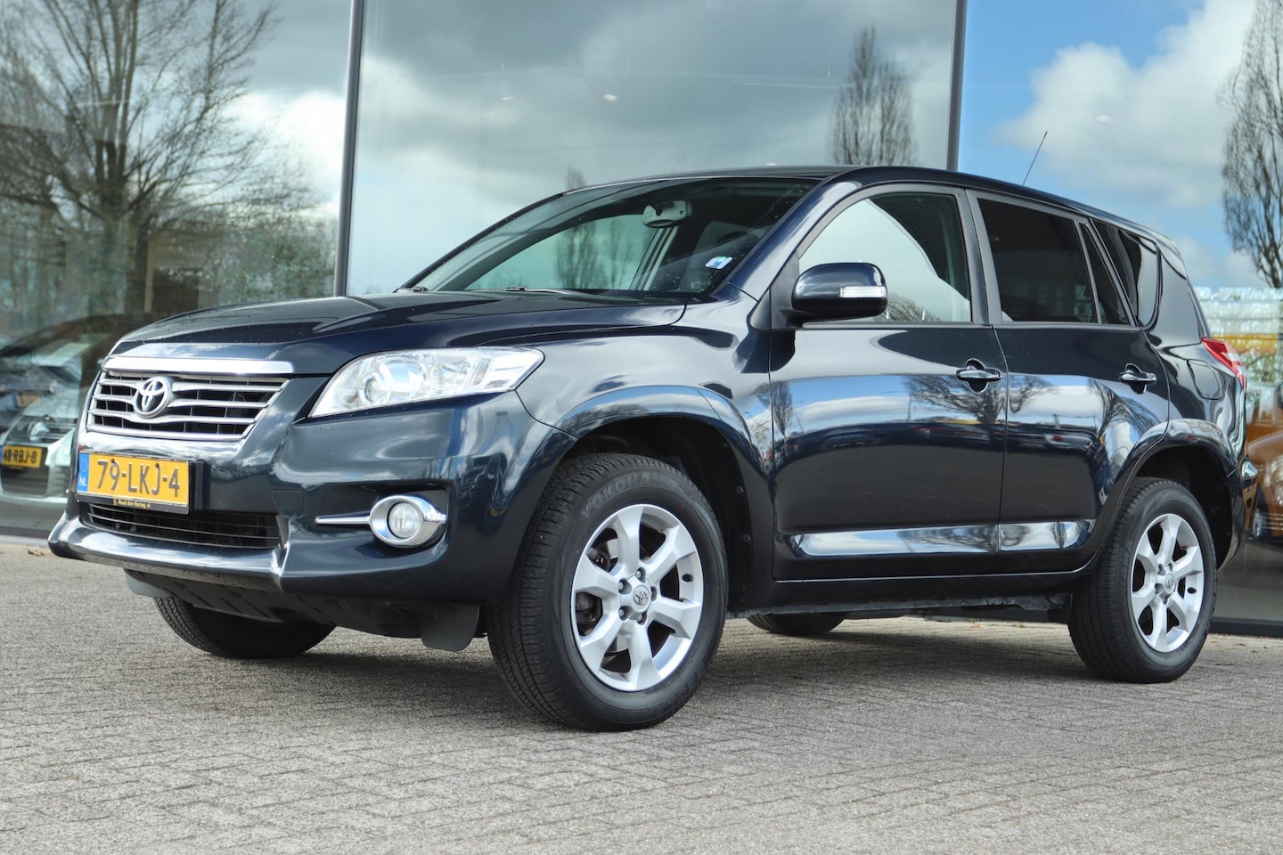 Toyota RAV4 - 2.0 VVTi DYNAMIC 2WD | NAVI | CLIMATE | CRUISE | PDC | LMV - AutoWereld.nl