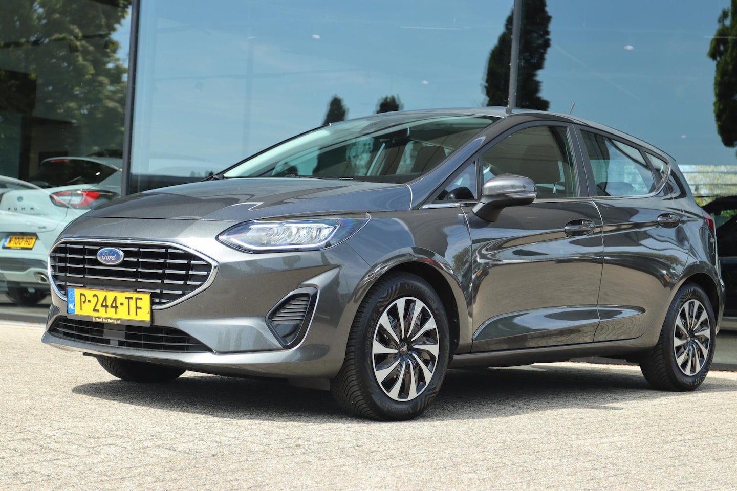 Ford Fiesta - 1.0 ECOBOOST AUT. HYBRID TITANIUM | CARPLAY | ADAPT. CRUISE | CLIMATE | PDC - AutoWereld.nl