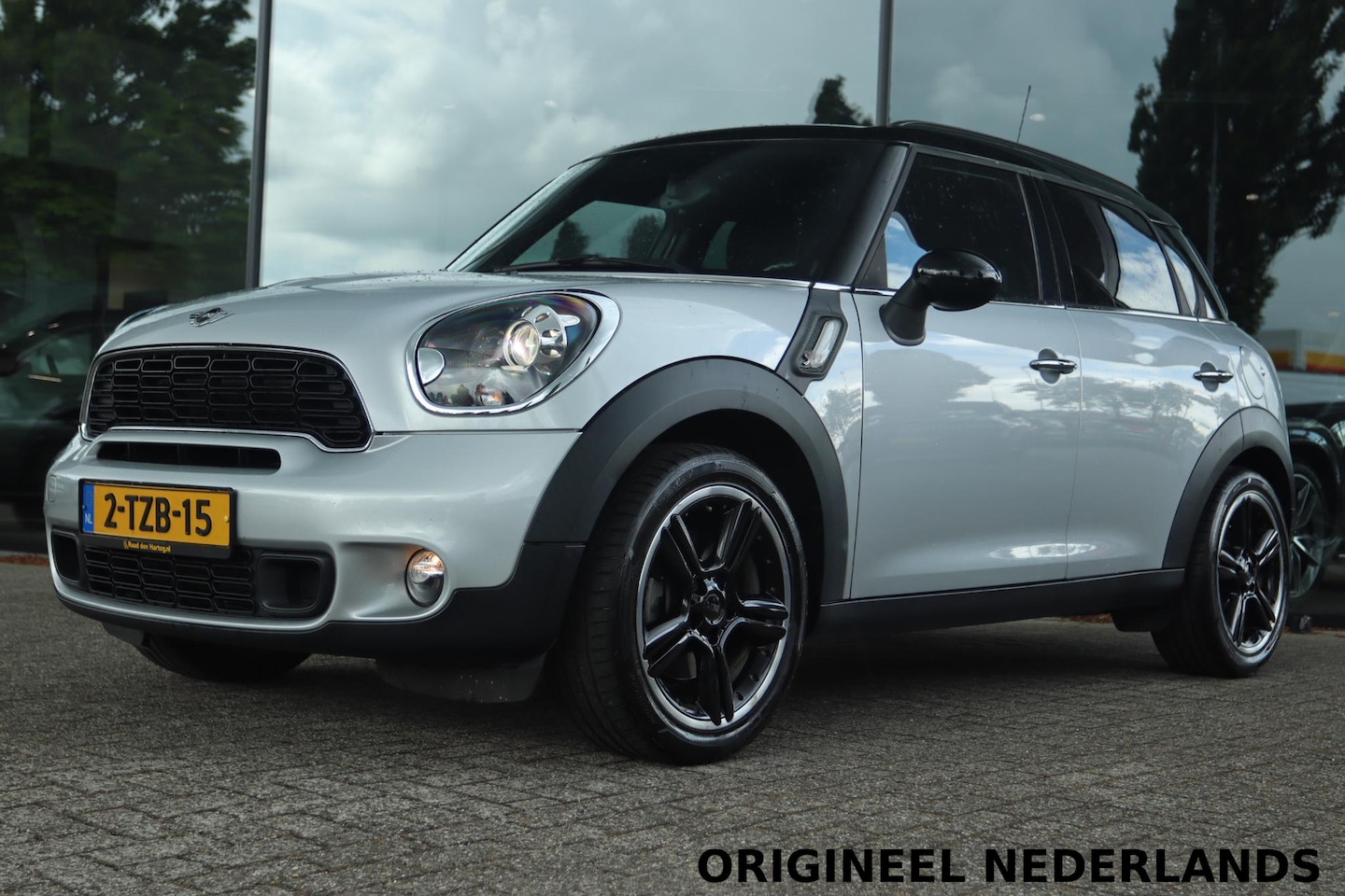 MINI Countryman - MINI 1.6 COOPER S 184PK CHAMP ED. | XENON | NAVI | CRUISE | CLIMATE | PRIVACY - AutoWereld.nl