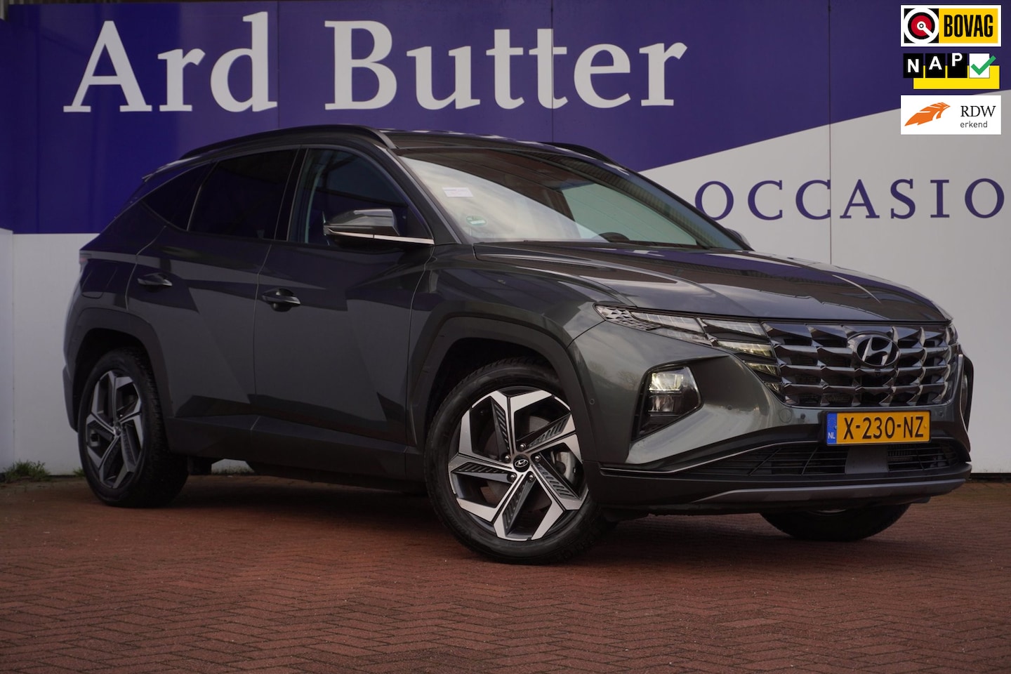 Hyundai Tucson - 1.6 T-GDI PHEV Premium 4WD 265PK / 360"Camera / 1EIG / LED / Volleder / Stoel&Stuur-verw. - AutoWereld.nl