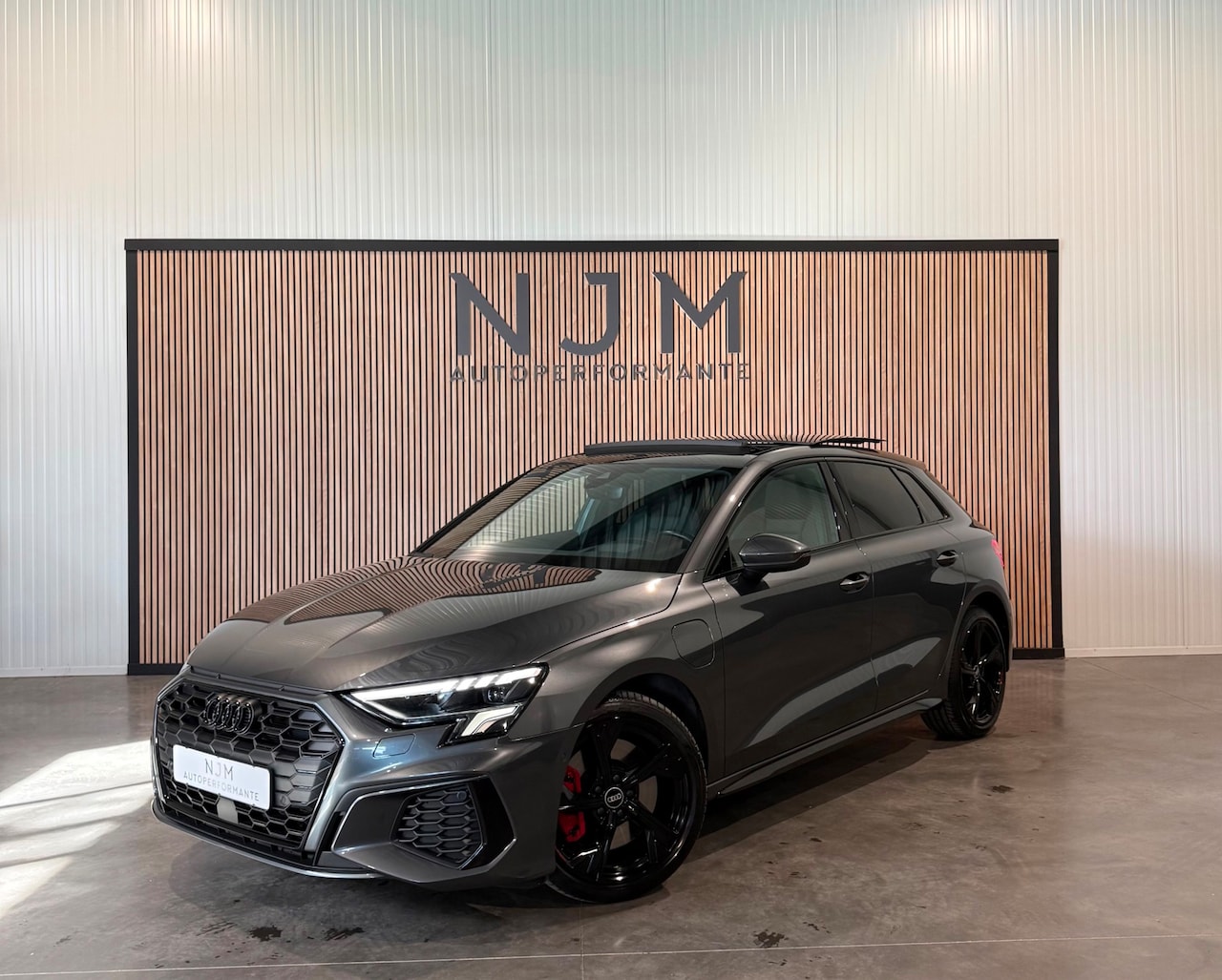 Audi A3 Sportback - 45 TFSIe S-Line|Pano|Massage|HuD|Keyless - AutoWereld.nl