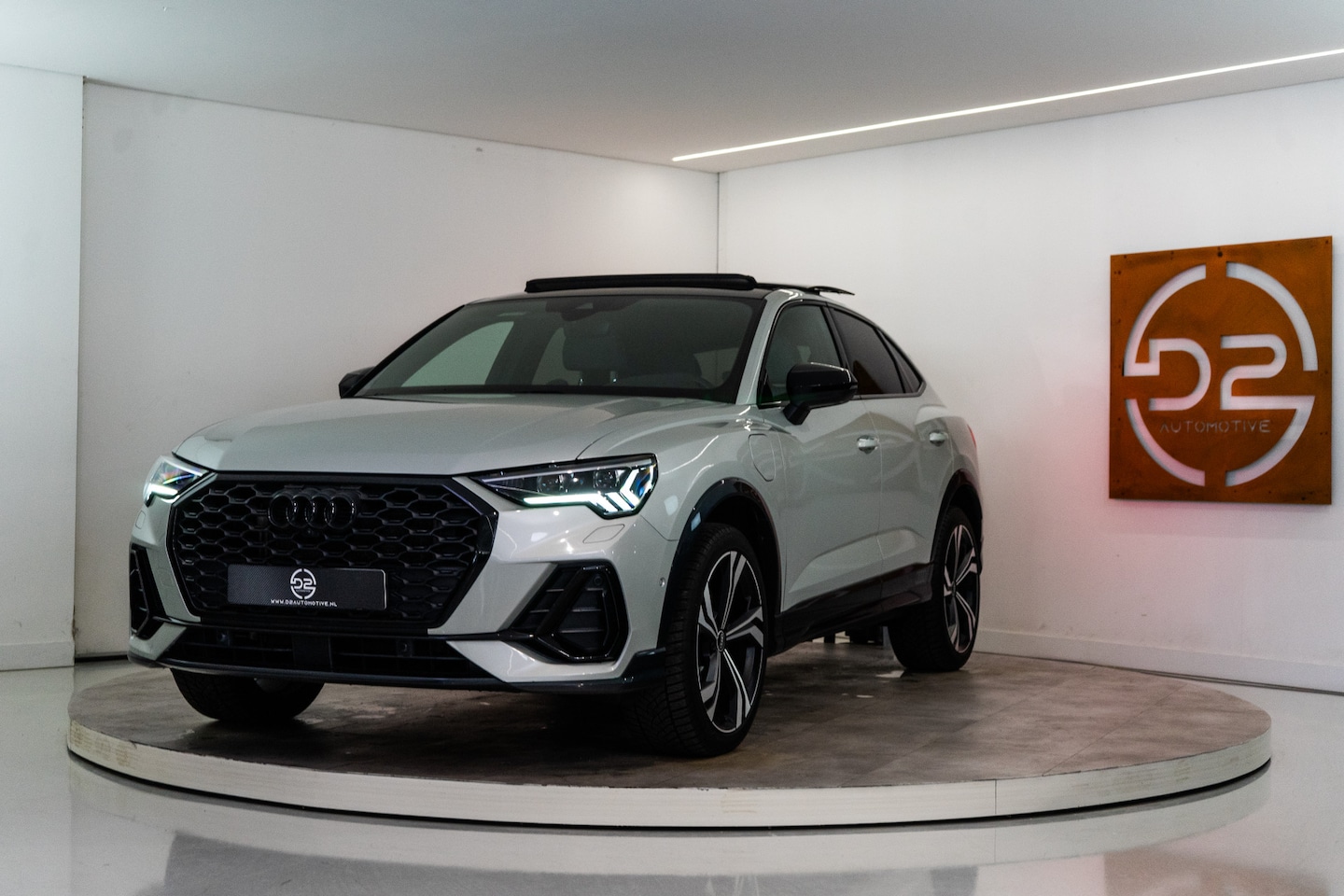 Audi Q3 Sportback - 45 TFSI e Edition 245PK Tau Silver | Pano | Sfeer | B&O | Memory | 12 MND Garantie - AutoWereld.nl