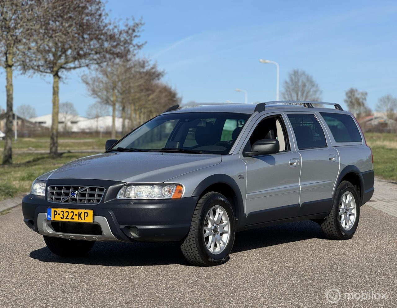 Volvo XC70 - 2.5 T AWD Summum 2005 - AutoWereld.nl