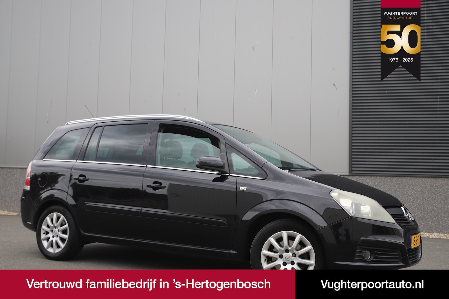 Opel Zafira - 1.6 105pk Executive/7-persoons/Airco/Cruise/Trekhaak/Nw.APK - AutoWereld.nl