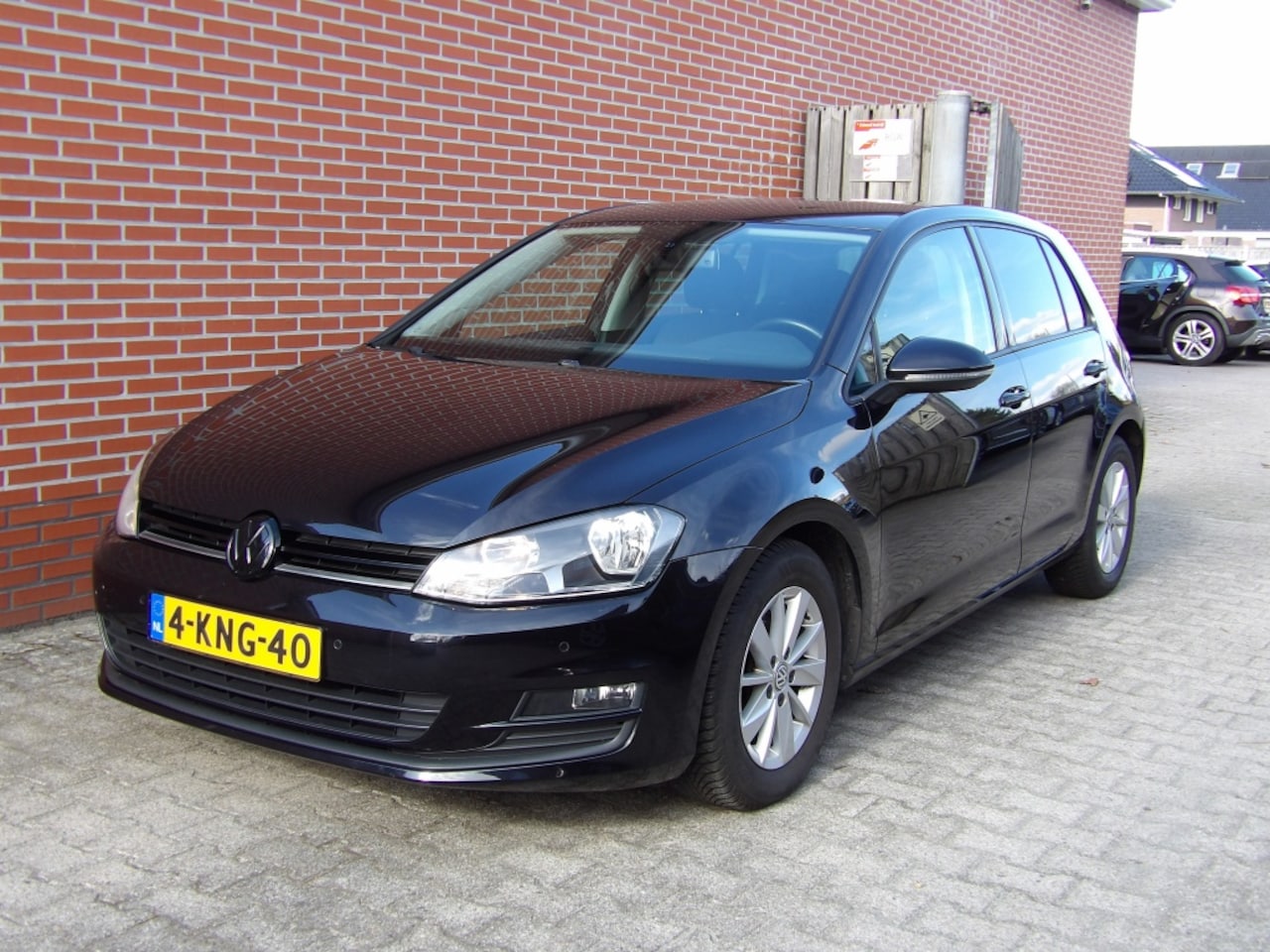 Volkswagen Golf - 1.6 TDI Comfortline BlueMotion met NAP - AutoWereld.nl
