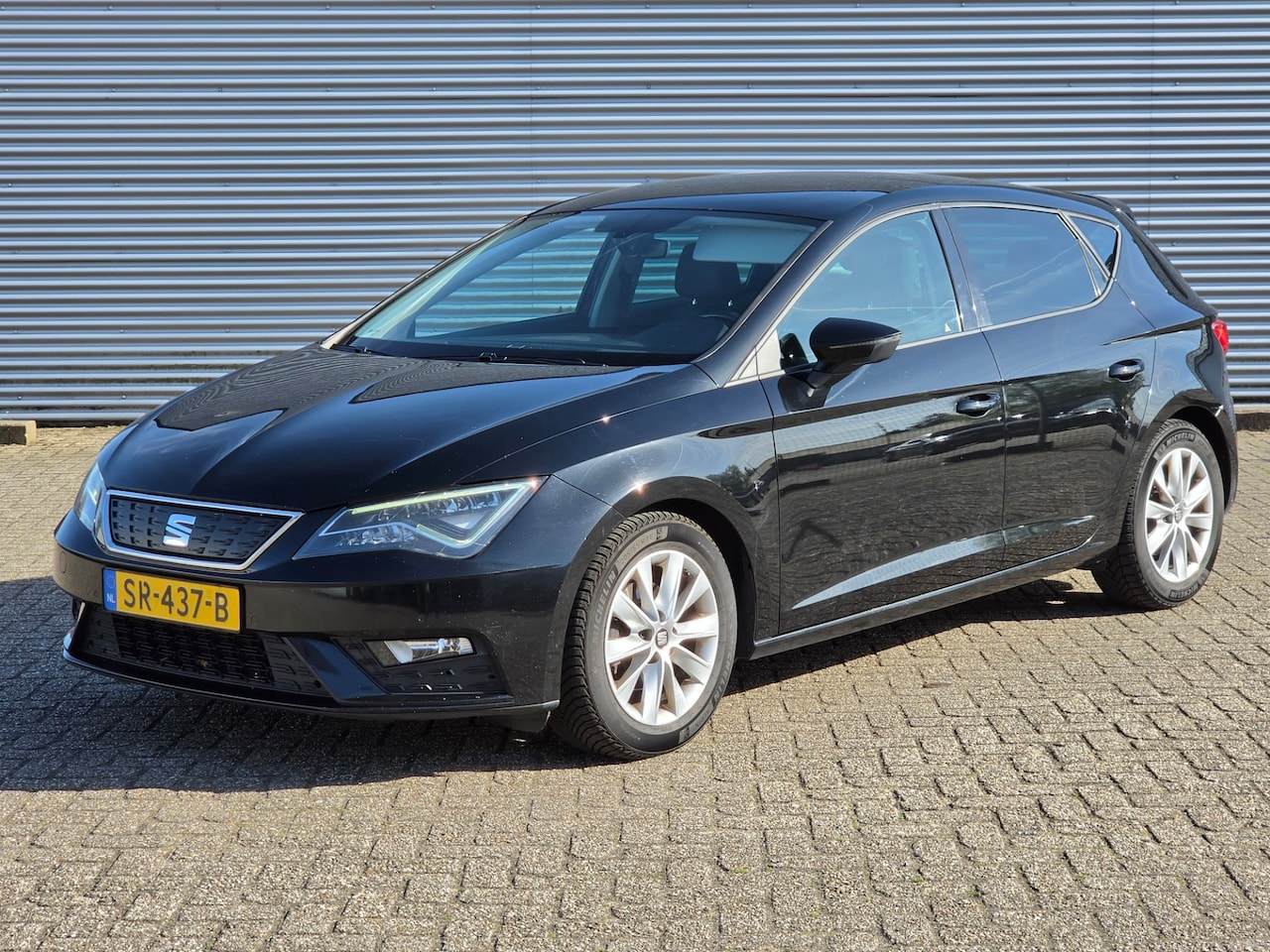 SEAT Leon - 1.0 EcoTSI Automaat Navi Leder Carplay Led Pakket - AutoWereld.nl
