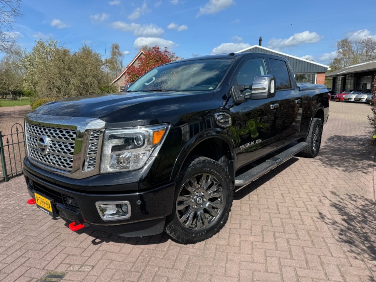 Nissan Titan - XD v8 Diesel Cummins*135.000 KM*Platinum - AutoWereld.nl