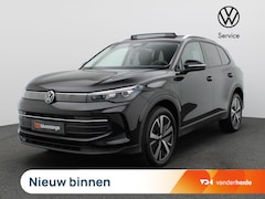 Volkswagen Tiguan - 1.5 eHybrid Life Edition 204PK DSG Pano-Schuifdak, Trekhaak, 19" LM Velgen, Navi via apple