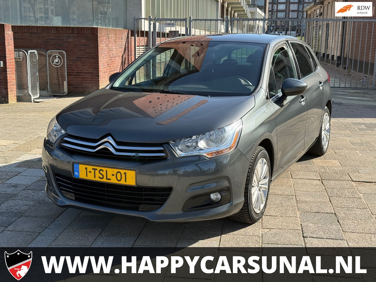 Citroën C4 - 1.2 PureTech Exclusive, NAVI, NIEUWE APK - AutoWereld.nl