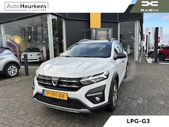 Dacia Sandero Stepway - TCe 100 Bi-Fuel Essential l Origineel NL l 1e-Eigenaar l TREKHAAK l dealeronderhouden