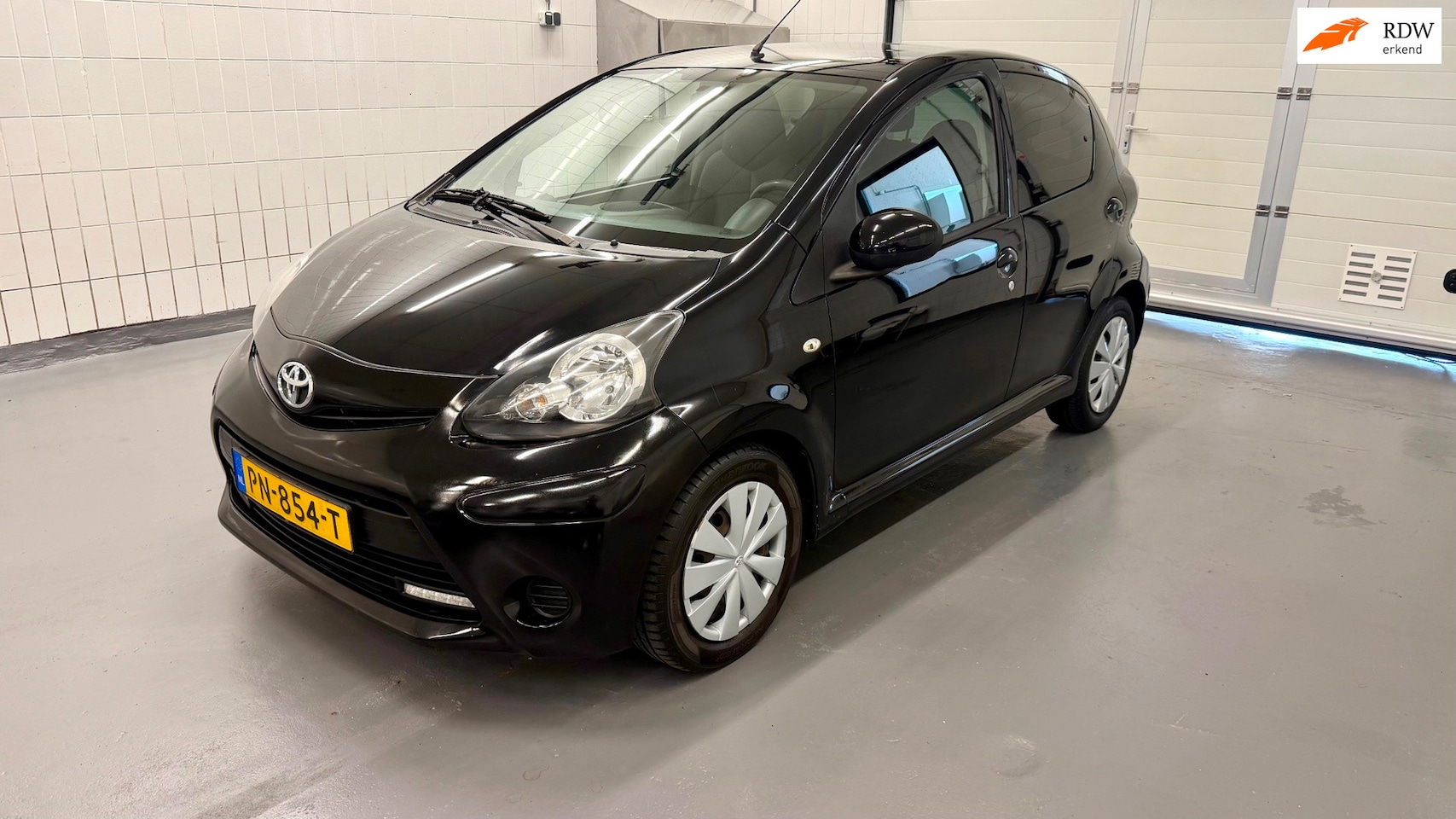 Toyota Aygo - 1.0 VVT-i Now | Airco | Bluetooth | APK - AutoWereld.nl