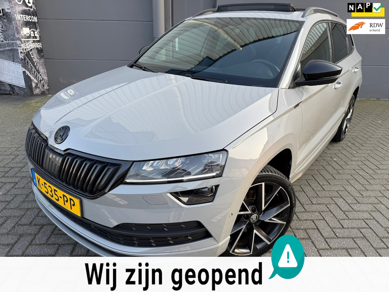 Skoda Karoq - 1.5 TSI ACT Sportline Business*panoramadak*DIGITAL COCKPIT*STOEL VERWARMING*CRUISE*NAVI*CA - AutoWereld.nl