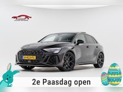 Audi A3 Sportback - 2.5 TFSI RS 3 quattro |530pk|Pano|Carbon|Matrix