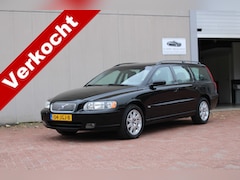 Volvo V70 - 2.4 Momentum AUTOMAAT YOUNGTIMER