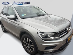 Volkswagen Tiguan - 1.5 TSI ACT Highline | 150pk | Trekhaak | Stoelverwarming | Parkeersensoren Voor & Achter