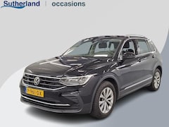 Volkswagen Tiguan - 1.5 TSI Life Business | 96500 km | Trekhaak | Navigatie