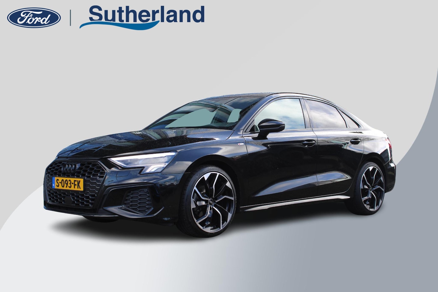 Audi A3 Limousine - 30 TFSI S edition 19'' Lichtmetalen Velgen | Adaptive Cruise Control | Climate Control | N - AutoWereld.nl