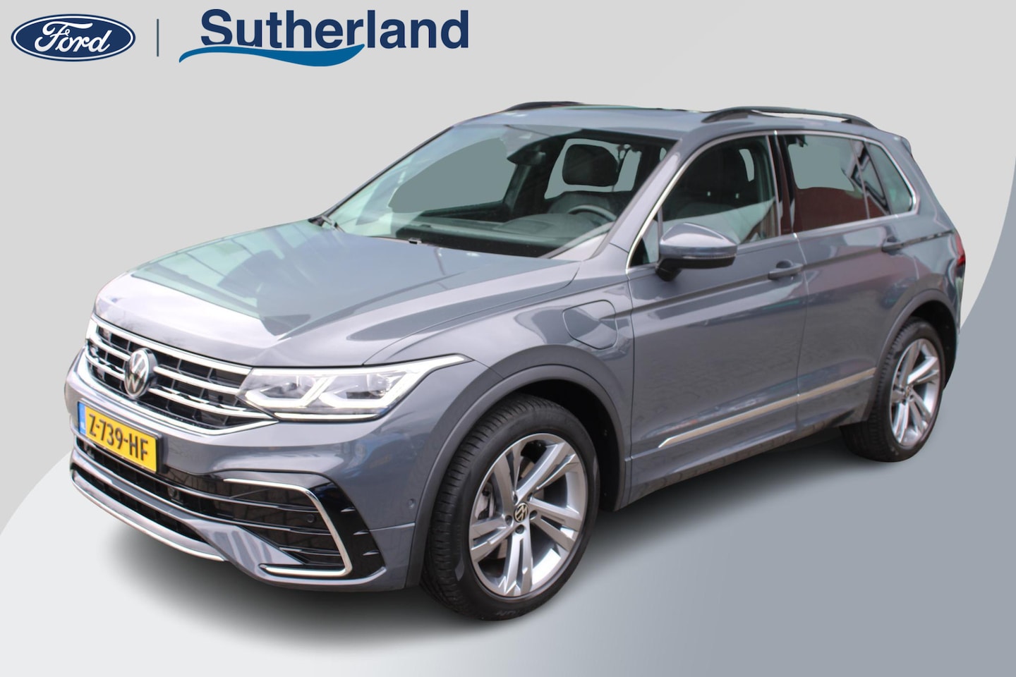 Volkswagen Tiguan - 1.4 TSI eHybrid R-Line Business | Panoramadak | Adaptieve Cruise Control | 19 INCH Lichtme - AutoWereld.nl