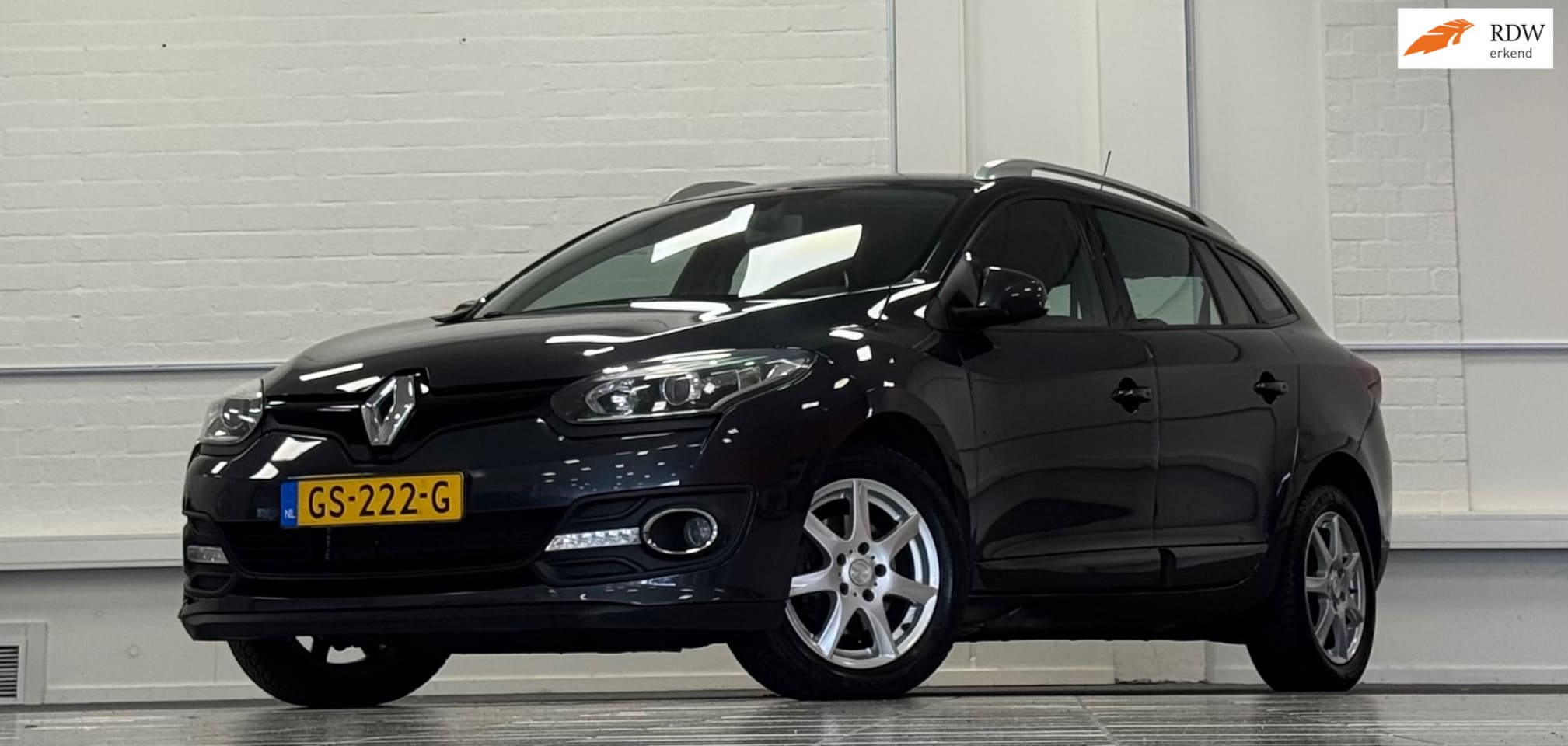 Renault Mégane Estate - 1.5 dCi Limited Trekhaak Navigatie 2e Eigenaar - AutoWereld.nl