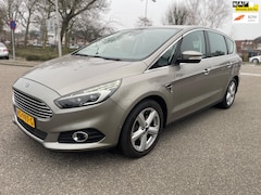 Ford S-Max - 1.5 Titanium / 7zits / leder / airco / cruise.control / navi / elek.pakket / lmv / nap