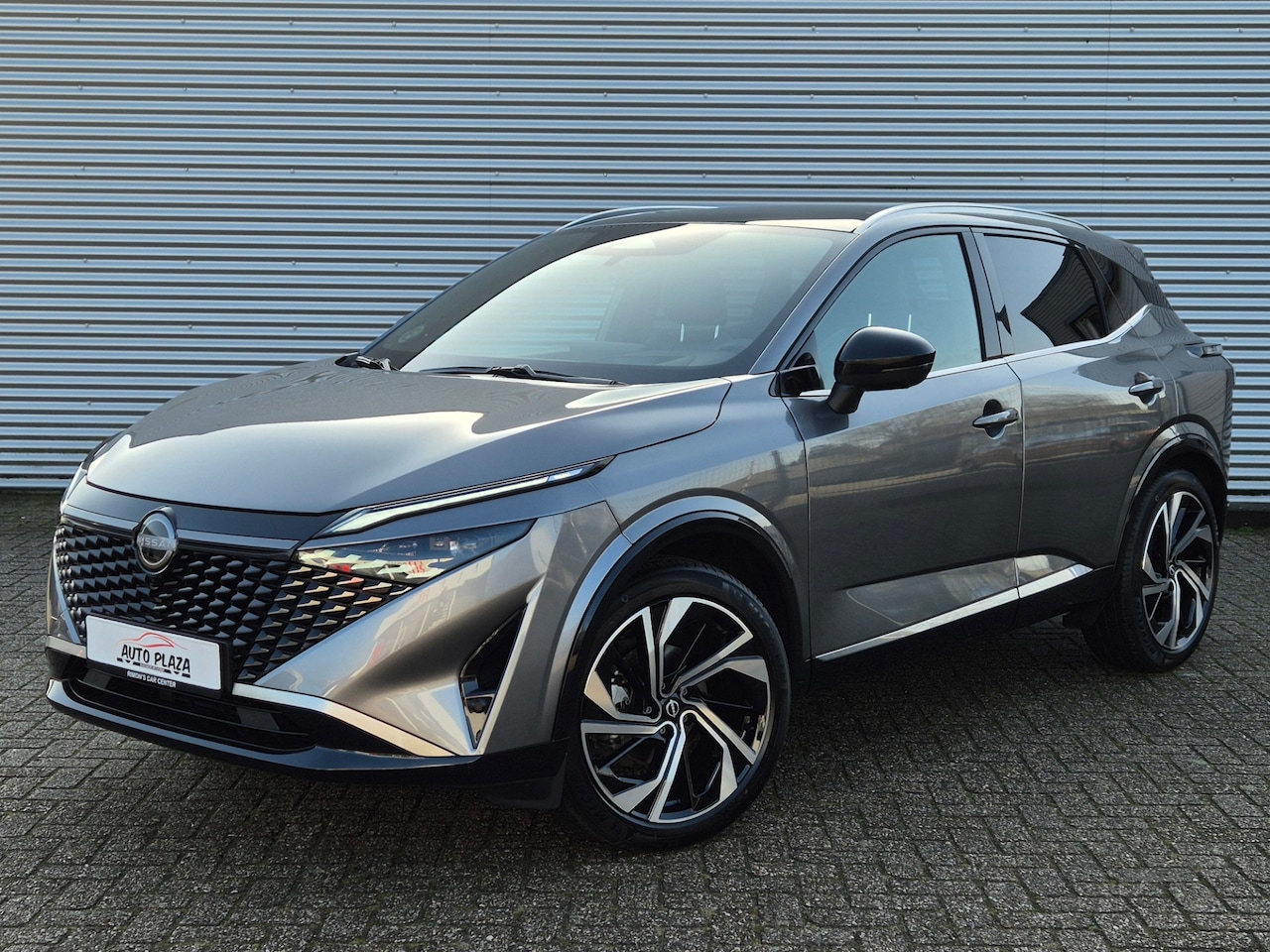 Nissan Qashqai - 1.3 MHEV Tekna Plus Pano 360 Camera Massage stoelen Leder Carplay Auto Is Bom Vollll - AutoWereld.nl