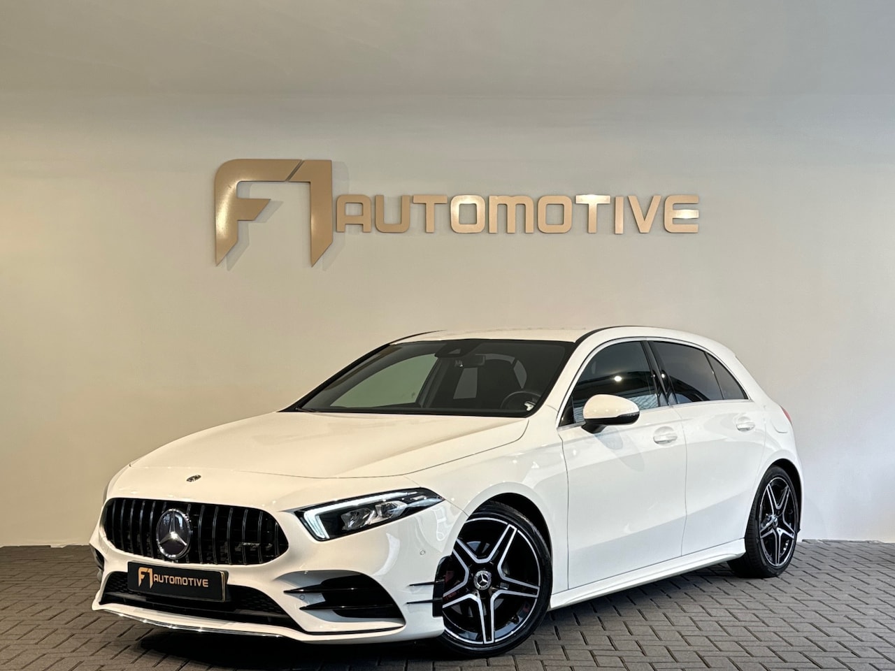 Mercedes-Benz A-klasse - 180 Business AMG Memory|Sfeer|Night - AutoWereld.nl