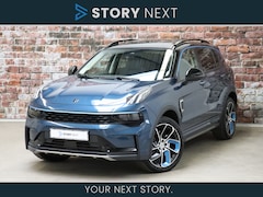 Lynk & Co 01 - 1.5 Plug-in Hybrid Automaat / Navigatiesysteem / Panoramadak / Adaptieve Cruise Control /