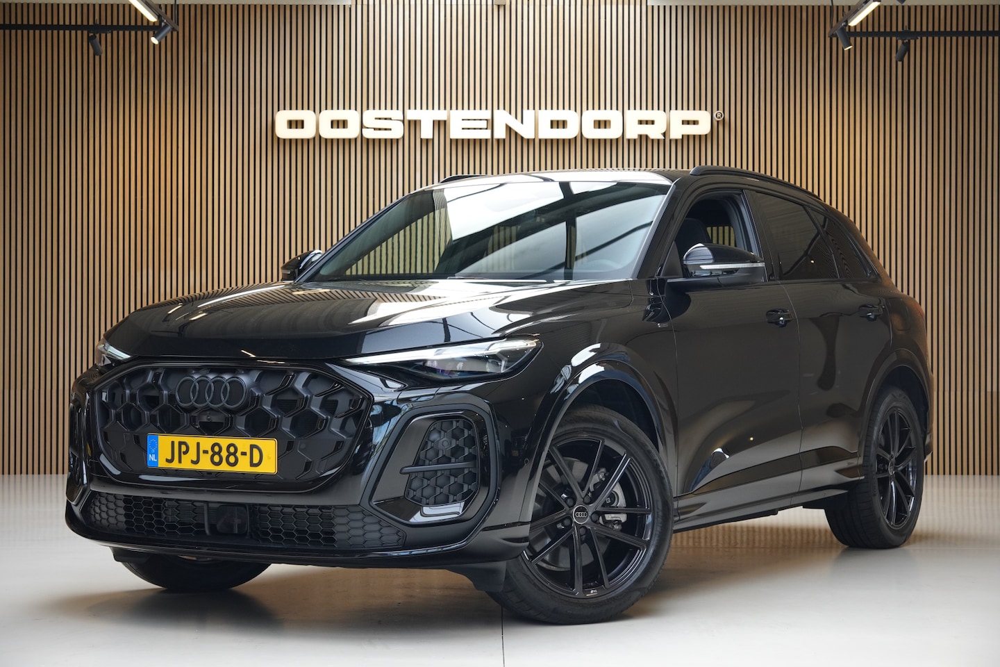 Audi Q5 - 2.0/299pk TFSI e-hybrid Quattro S-Line|2025|Panoramadak|Trekhaak|20"Blackstyle|MMI-bijrijd - AutoWereld.nl