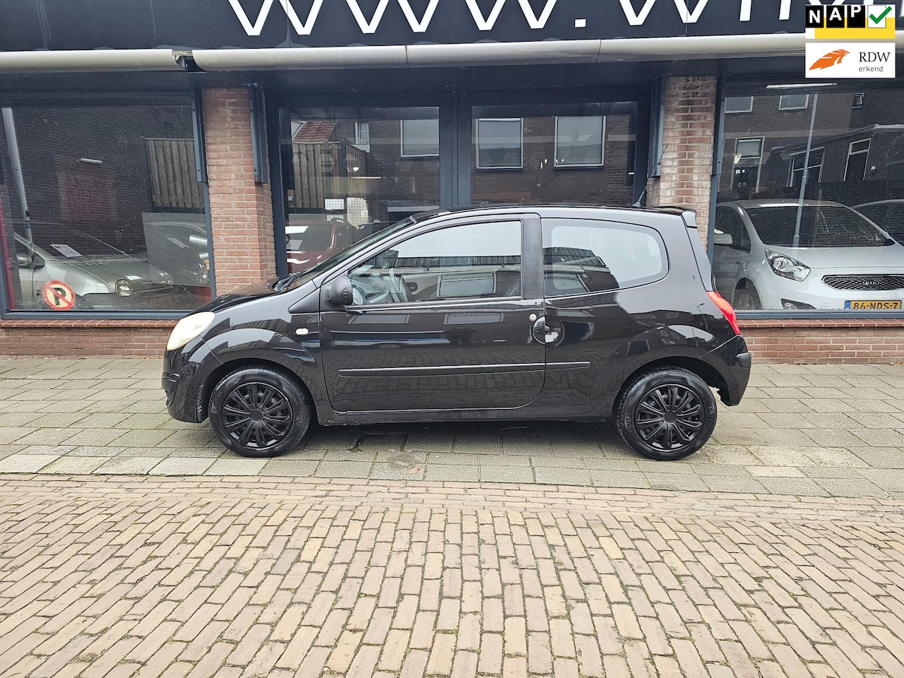 Renault Twingo - 1.2-16V Authentique 1.2-16V Authentique - AutoWereld.nl