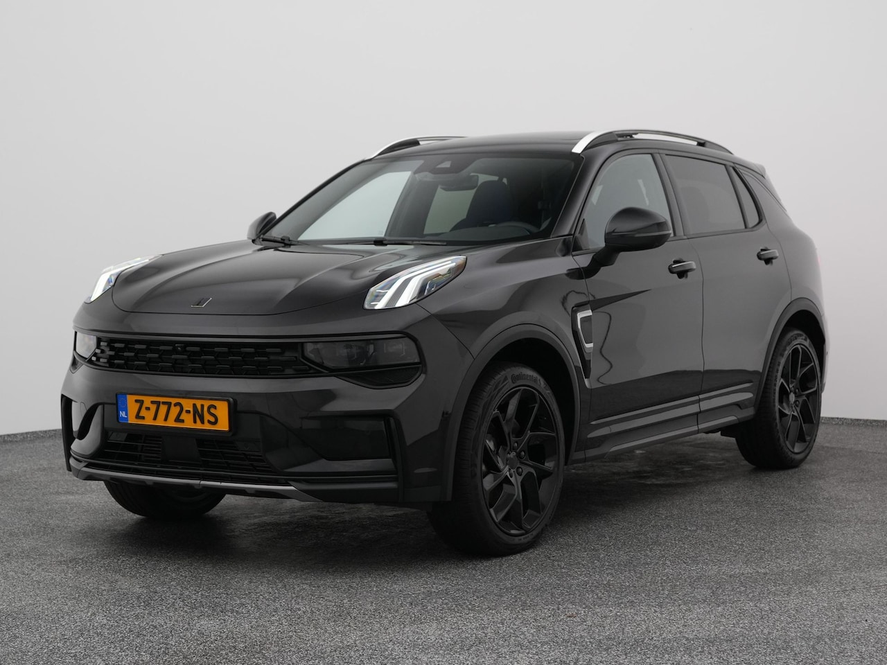 Lynk & Co 01 - 1.5 Plug-in Hybrid | 360° | BLACK | ZWARTE HEMEL | STUURVERWARMING | NLD AUTO - AutoWereld.nl