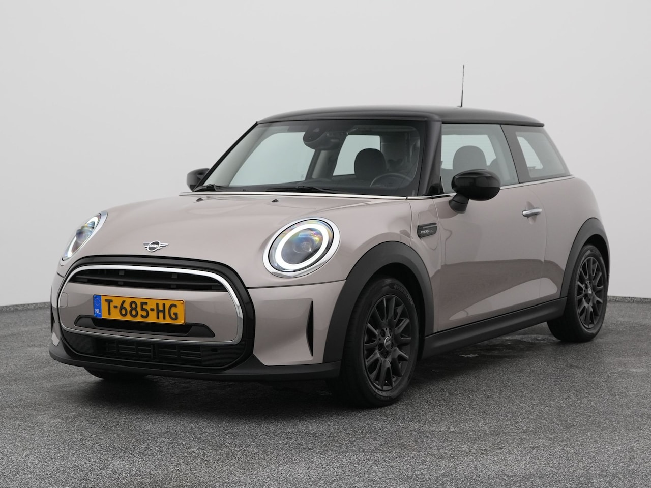 MINI Mini - 1.5 Cooper Camden Edition | NAVI | CARPLAY - AutoWereld.nl