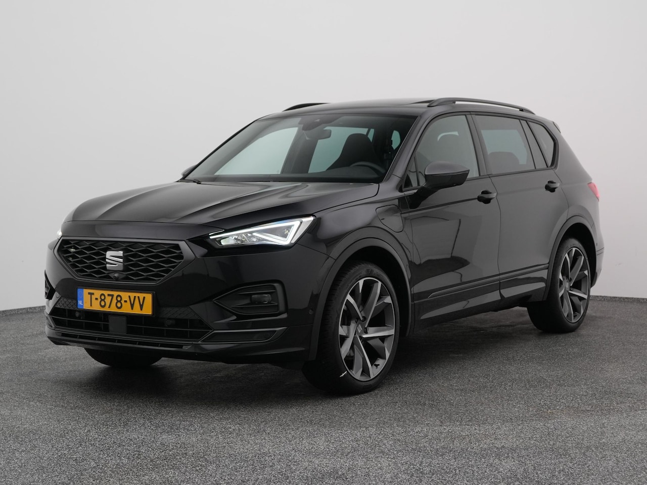 SEAT Tarraco - 1.4 TSI e-Hybrid PHEV FR Business | PANO | 360° | ADAPTIVE | KEYLESS | STOEL- EN STUURVERW - AutoWereld.nl