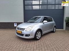 Suzuki Swift - |1.3 Limited | Airco |Parkeer sensoren |