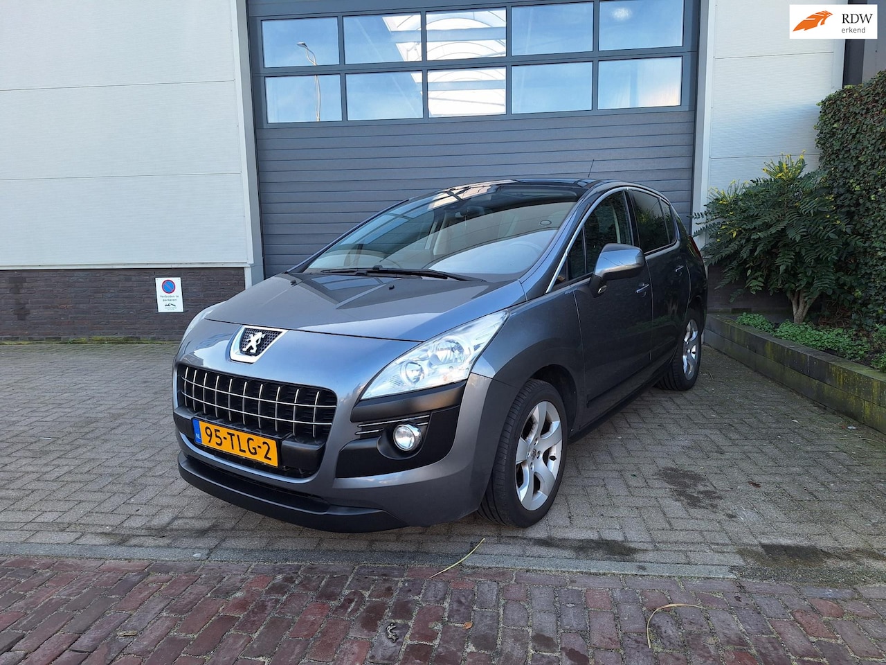 Peugeot 3008 - | 1.6 VTi ST | Airco | Telefoon verbinding | Navigatie | - AutoWereld.nl