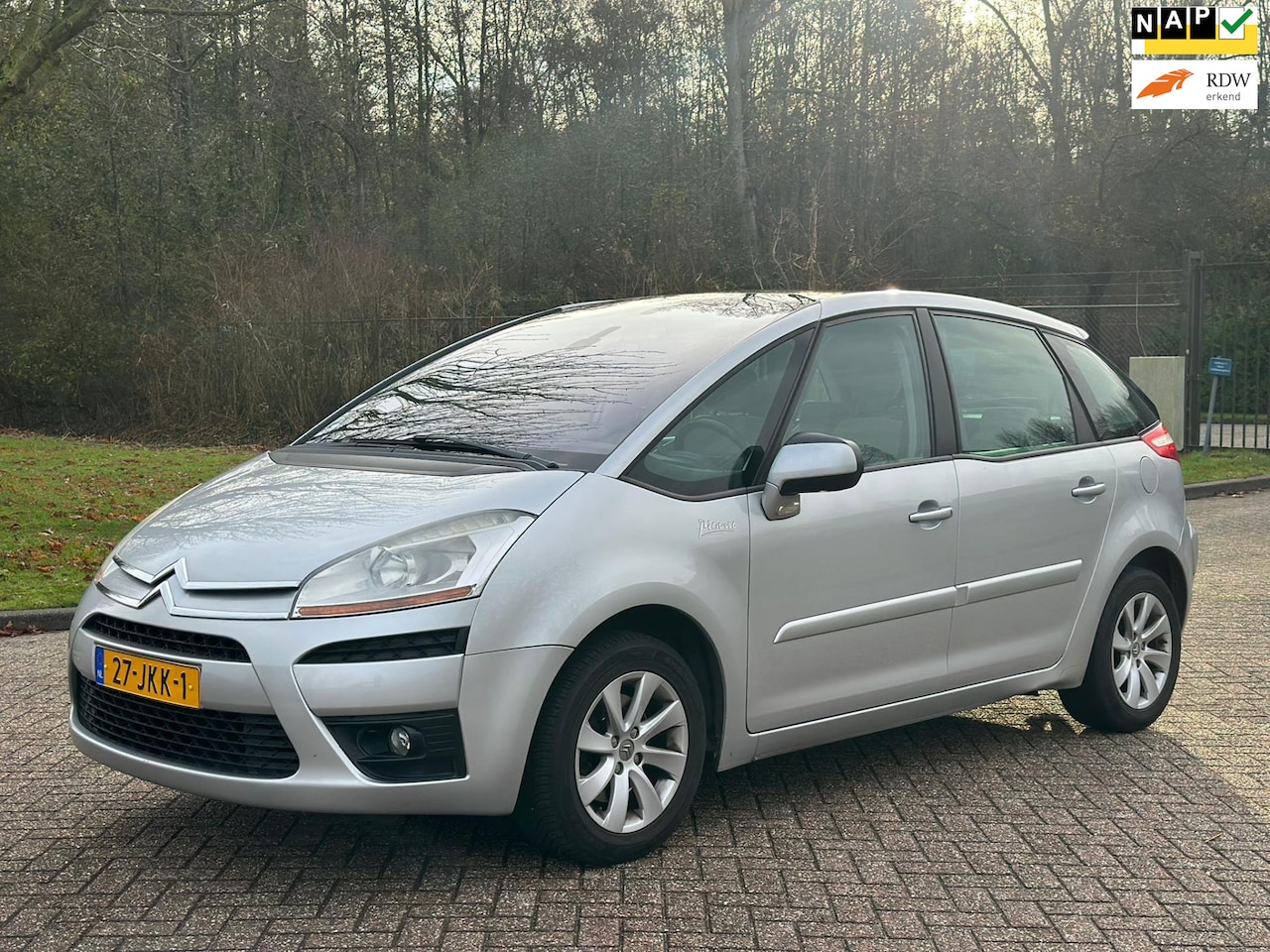 Citroën C4 Picasso - 2.0-16V Ambiance EB6V 5p./AUTOMAAT/AIRCO/CRUISE/PANO/PARKEERSENS ACHTER/TREKHAAK - AutoWereld.nl