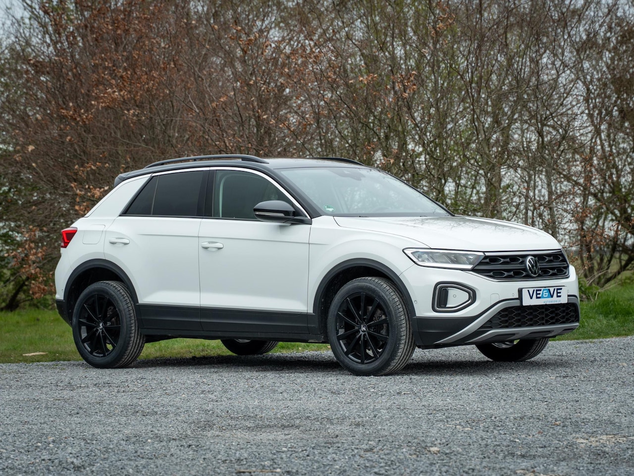 Volkswagen T-Roc - 1.0 TSI // Life // ACC // Carplay // Winterpakket - AutoWereld.nl