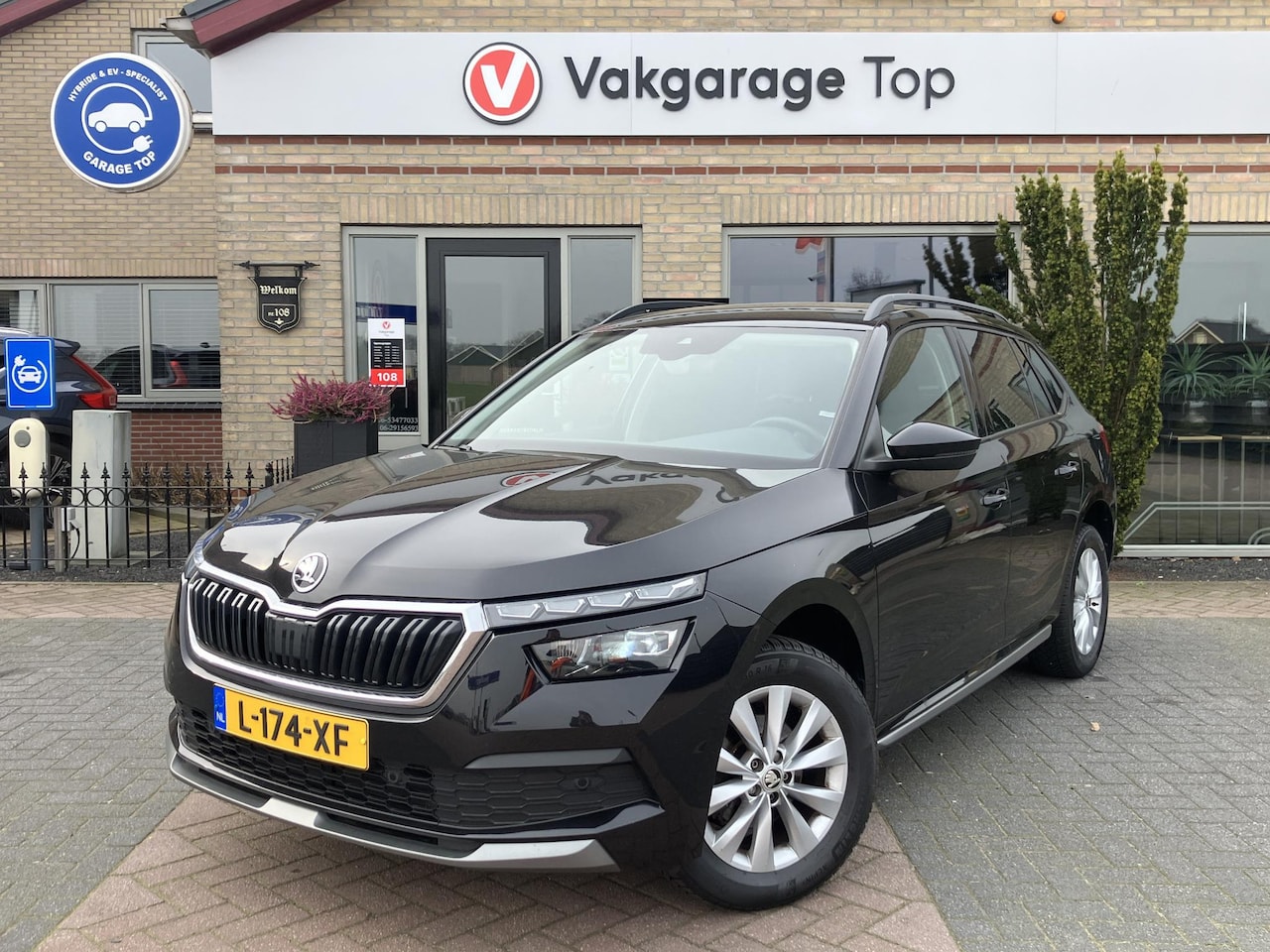 Skoda Kamiq - 1.0 TSI Bus.Ed. | Digital cockpit | Camera | Navi | NAP | 1e eigenaar - AutoWereld.nl