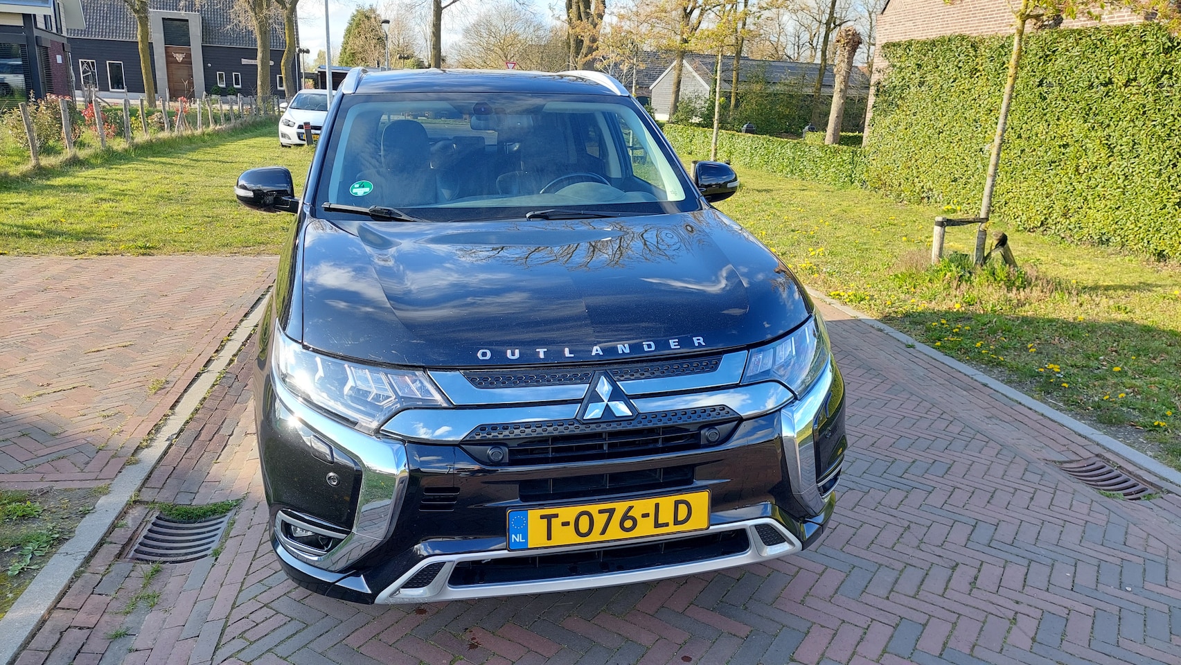Mitsubishi Outlander - 2.4 PHEV Intense+ - AutoWereld.nl