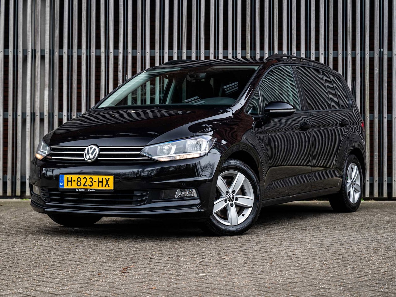Volkswagen Touran - 1.5 TSi 150pk 7-Pers. |EX BTW/BPM| Comfortline |Navi|ClimateControl|ACC|16''| - AutoWereld.nl