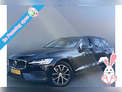 Volvo V60 - BWJ 2022 2.0 B4 200 PK Momentum AUTOMAAT | TREKHAAK | STOEL + STUURVERW. | FULL LED | CAME