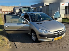 Peugeot 206 - 1.4 Air-line AUTOMAAT