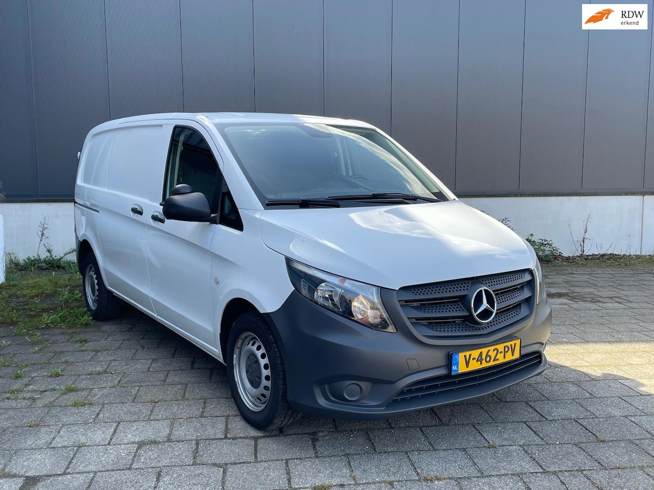 Mercedes-Benz Vito - 114 CDI automaat,airco,cruise control.NETJES! - AutoWereld.nl