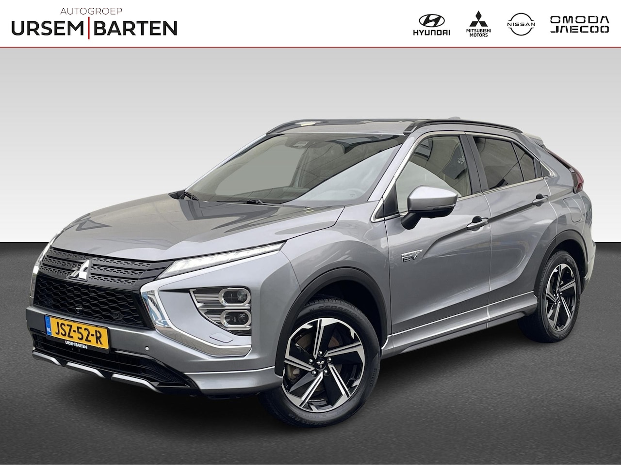 Mitsubishi Eclipse Cross - 2.4 PHEV Intense+ | Navigatie | Stoel-stuur verwarming - AutoWereld.nl