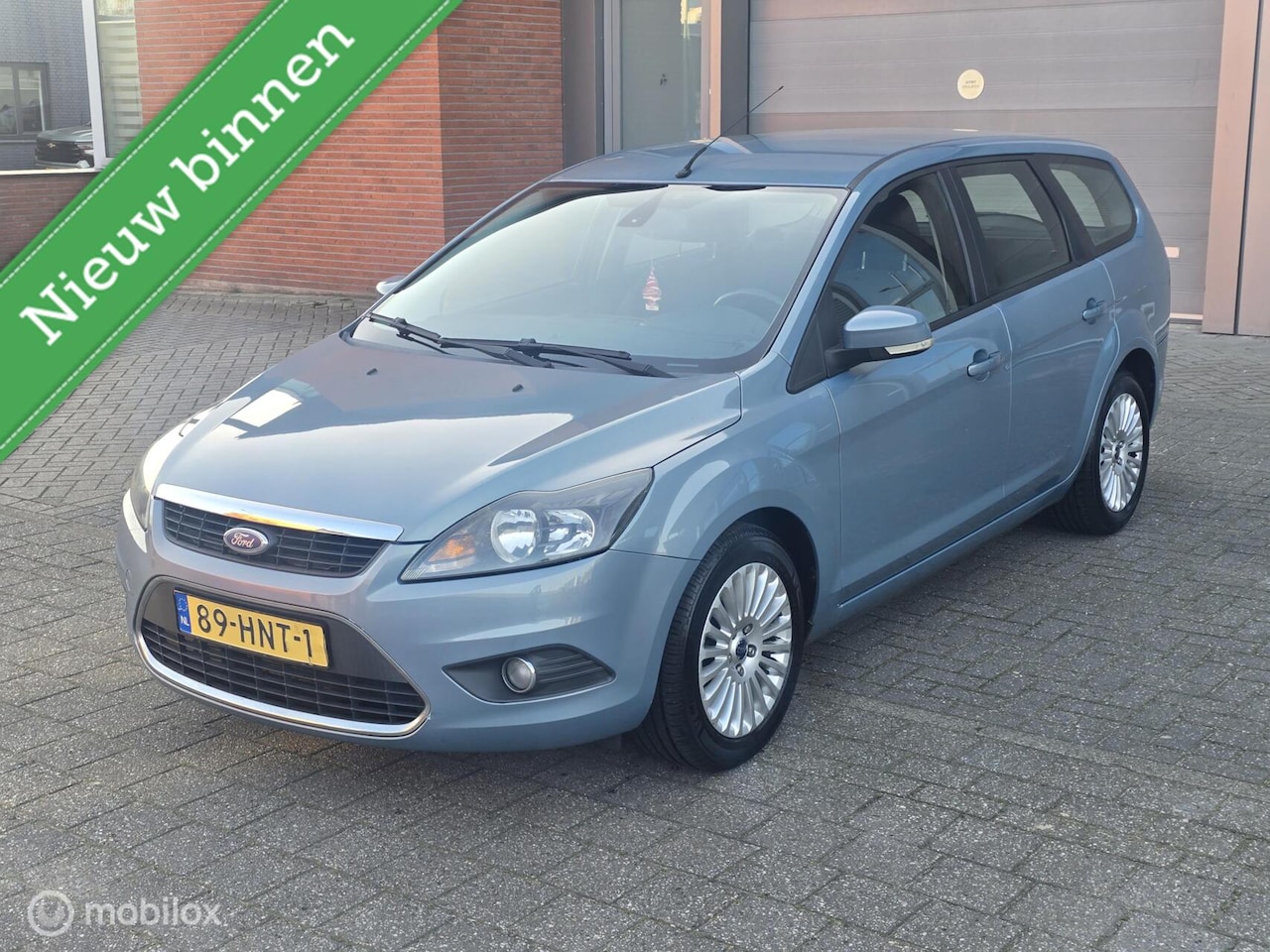 Ford Focus Wagon - 1.6 Titanium✅️Apk✅️Airco✅️ - AutoWereld.nl