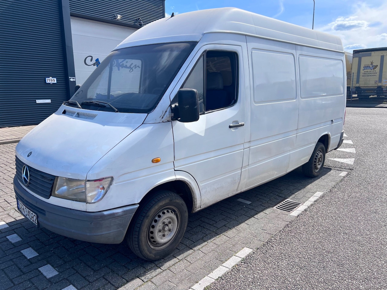 Mercedes-Benz Sprinter - 208 D lang/hoog medium +31641468730 - AutoWereld.nl